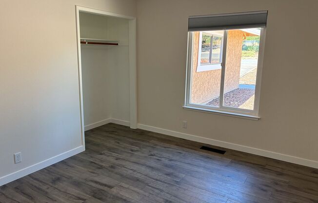 MOVE IN SPECIAL $500 off first months rent!!  3 Bedroom Home for Rent in Paradise CA | Fireplace, LVP Flooring, Yard & Garage