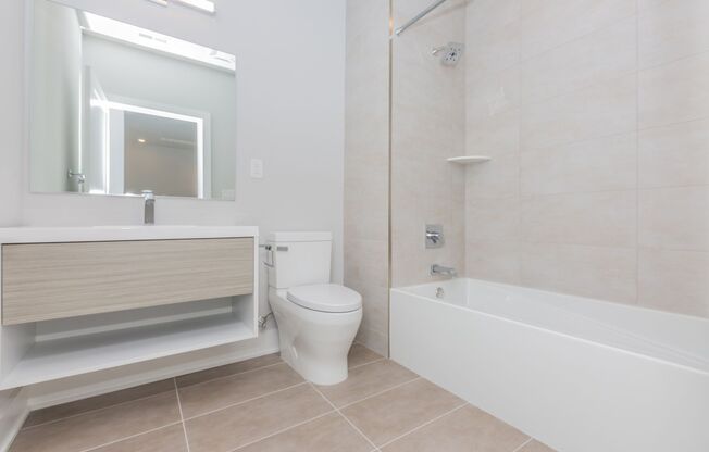 2 beds, 2 baths, 897 sqft, $3,983, Unit Apt # 410