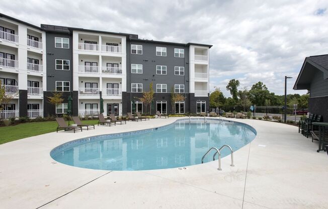 2 beds, 2 baths, $1,700, Unit Unit 301