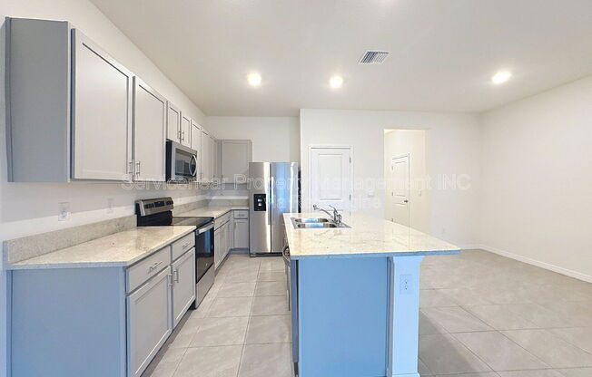 32988 MAJOR OAK DR