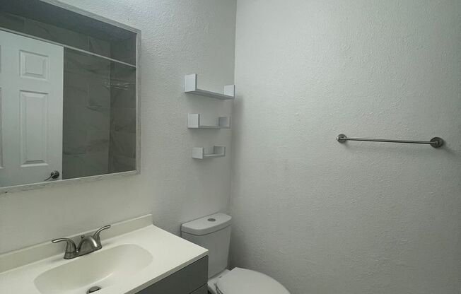 2 beds, 1 bath, $1,800