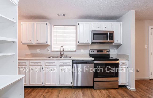 2700 STUDLEY RD