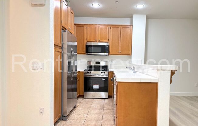 Eastlake, 1603 White Hickory- AC, 2 Car Garage!