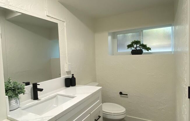Studio, 1 bath, 500 sqft, $2,095, Unit 47-GLR