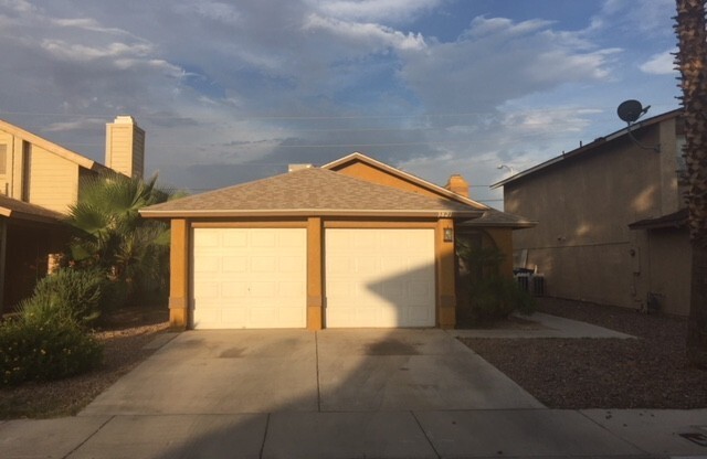 3 beds, 2 baths, $1,750