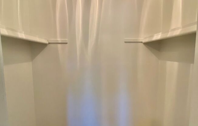 1 bed, 1 bath, 750 sqft, $1,145, Unit 302