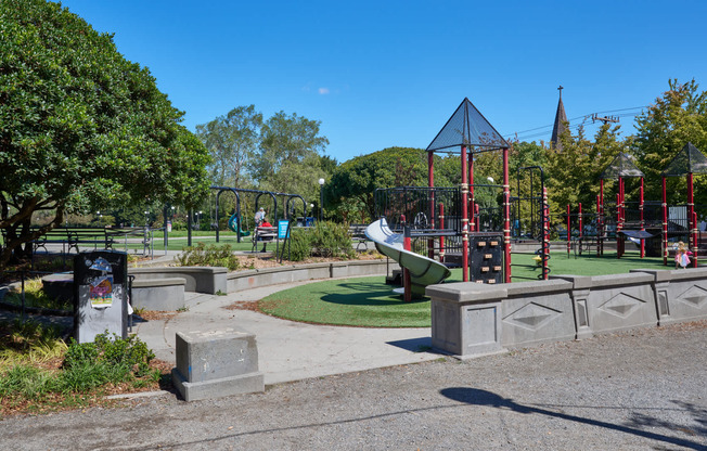 Outdoor Activities for the Family at Cal Anderson Park