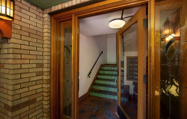 1 bed, 1 bath, 710 sqft, $1,775, Unit 102