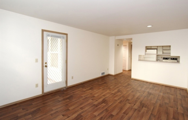 1 bed, 1 bath, 525 sqft, $1,678, Unit 104