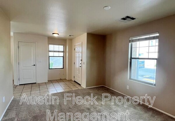 1720 S MARTINGALE RD
