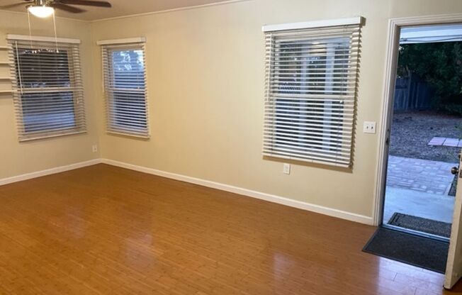 2 beds, 1 bath, $3,000