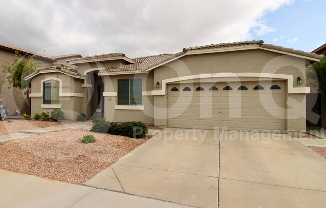 1199 E BROWNING PL