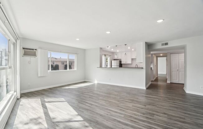 2 beds, 2 baths, 1,125 sqft, $2,948, Unit 110