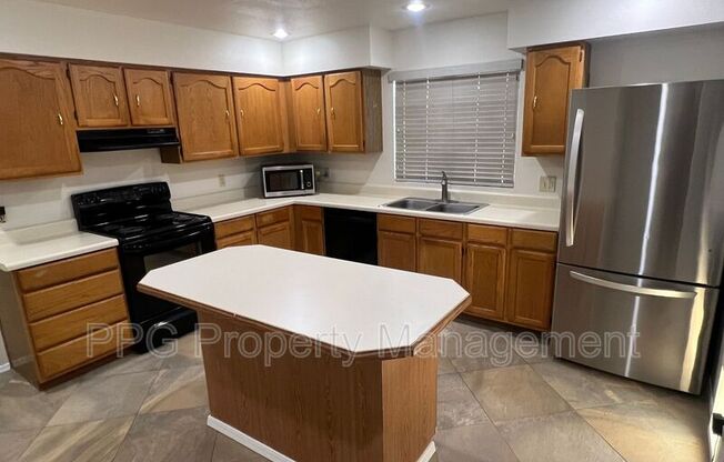 240 S RUSH CIR W
