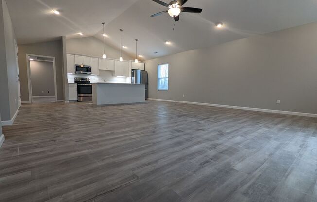 Hot Deal: This season, qualified applicants can receive $2,000 OFF move-in costs when signing a lease. Cozy up in your new home and take advantage of this offer!