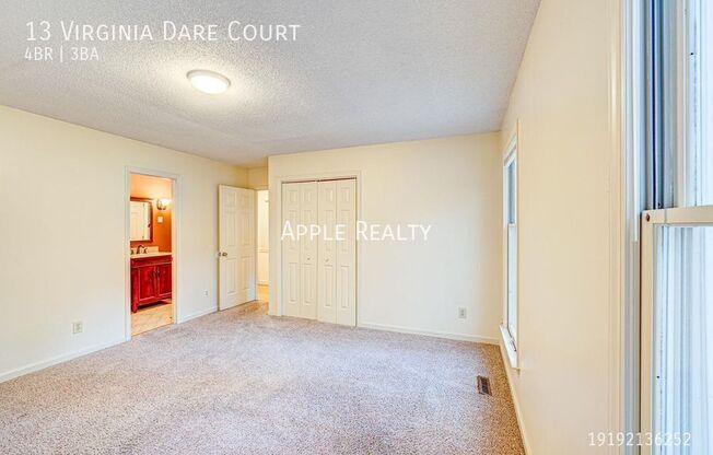 13 VIRGINIA DARE CT