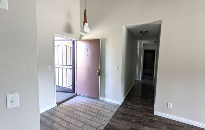 1 bed, 1 bath, 664 sqft, $1,850, Unit #11