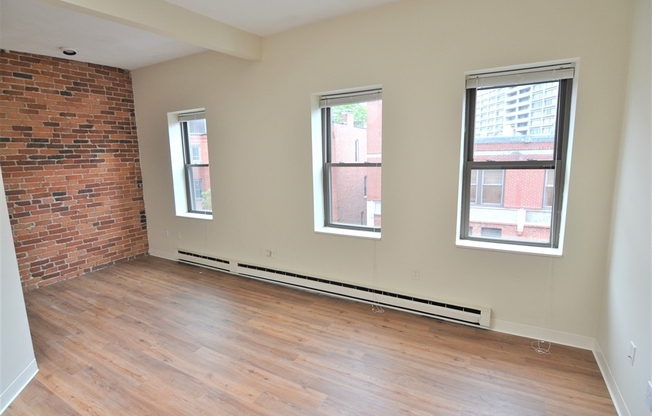 1 bed, 1 bath, 586 sqft, $2,935, Unit 12-7