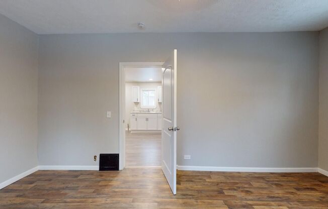 2 beds, 1 bath, 1,008 sqft, $975, Unit 1st Floor