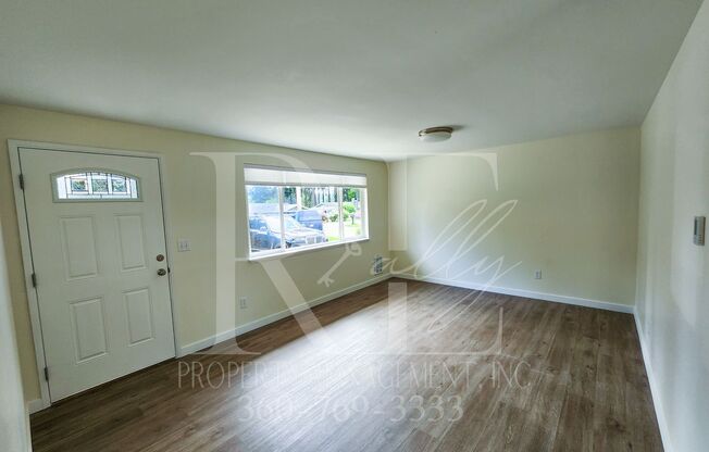 3 beds, 1 bath, $2,025