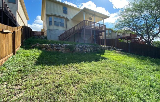 Move In Ready Home in Wolf Creek!