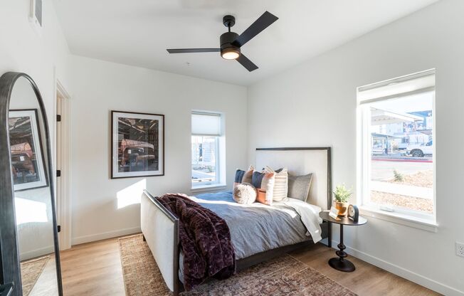 2 beds, 2 baths, 1,035 sqft, $1,995, Unit 21113 - 225