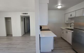 3 beds, 2 baths, 1,000 sqft, $1,400, Unit 3