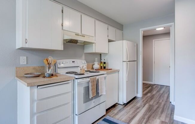Thomasville Apartments 45-122N