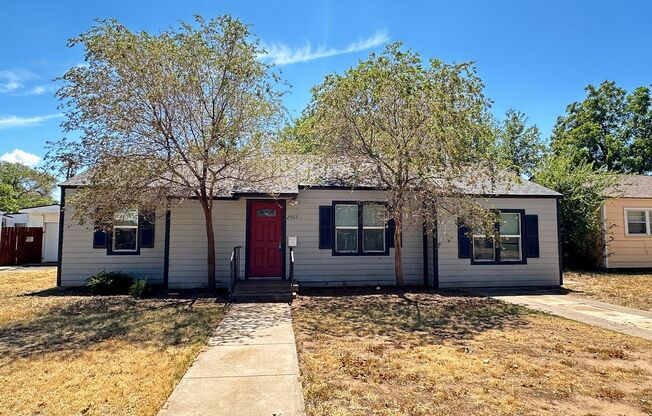 Cute 3/2 Central Lubbock close to University