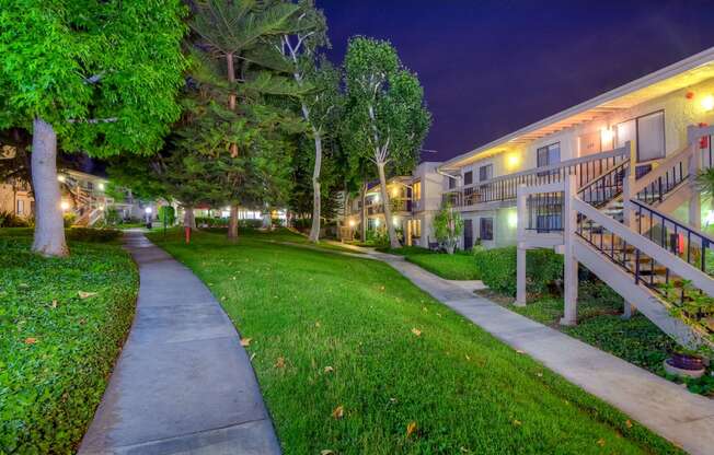 Heritage Plaza Walkway