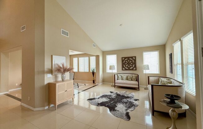 Luxury 6/BD 4.5/BA Large Furnished Home with Dual Primary Suites in Gated Community