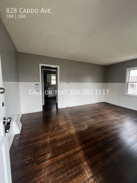 828 CADDO AVE