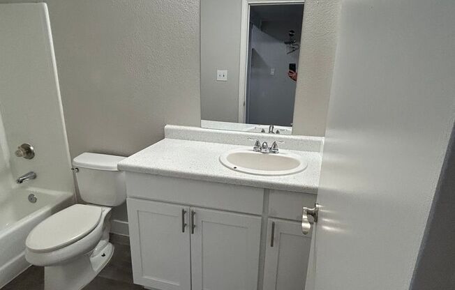 2 beds, 2 baths, 1,120 sqft, $1,250, Unit 215M