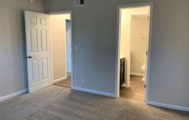 2 beds, 1.5 baths, 835 sqft, $1,085, Unit N-0612