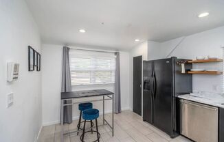 1 bed, 1 bath, $1,600