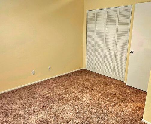 2 beds, 1 bath, $1,700, Unit APARTMENT 1021