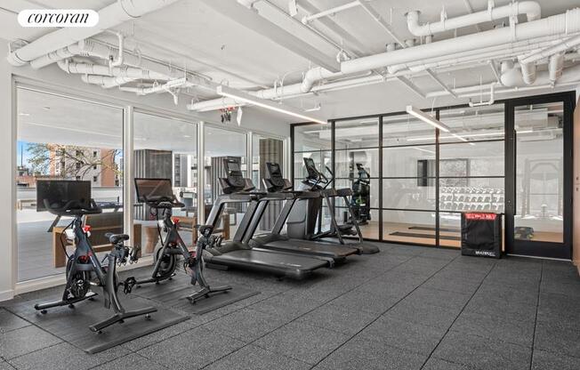2 beds, 2 baths, $5,850, Unit 13H