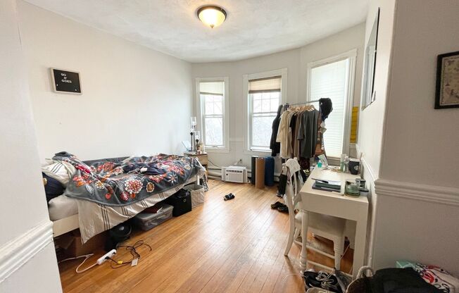 No Fee, Fantastic Apt for NEU students!  Laundry in Building.  Spacious, Sunny, Youtube Video attached