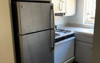 1 bed, 1 bath, 650 sqft, $2,095, Unit 02