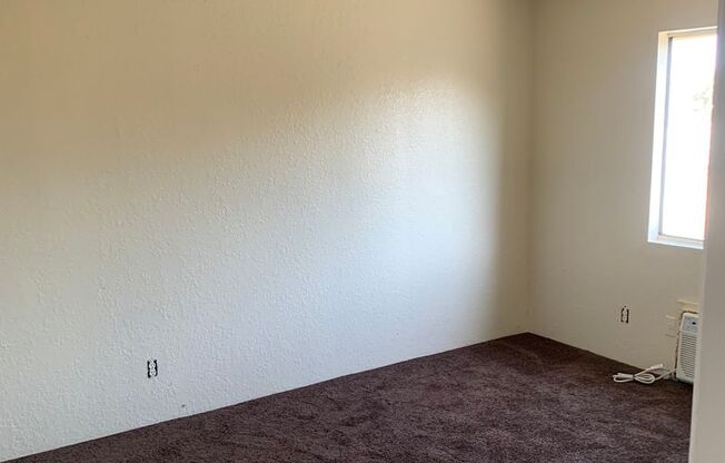 2 beds, 1 bath, $1,550, Unit Apt 29