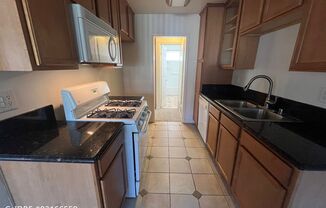 1 bed, 1 bath, $1,995, Unit # 356