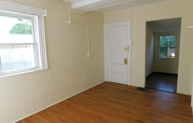 14 PRENTISS ST