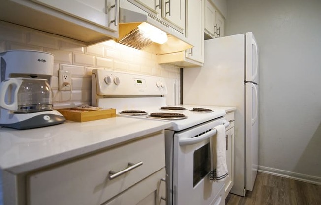 Fully Furnished Kitchen  at Jewel Apartment Homes, Austin, Texas
