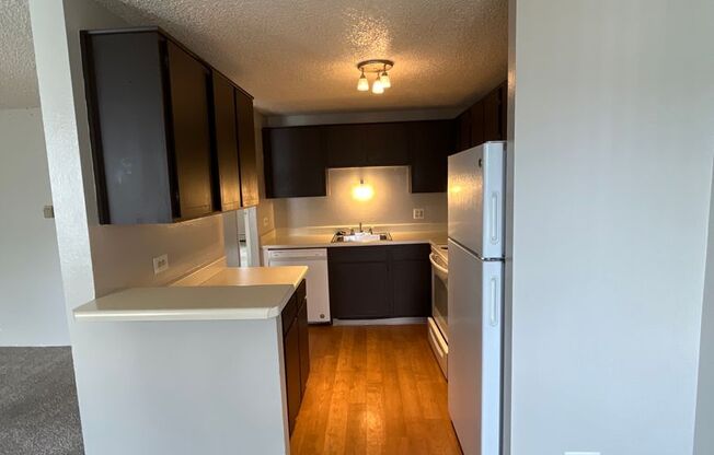 2 beds, 2 baths, 805 sqft, $1,525, Unit B-313