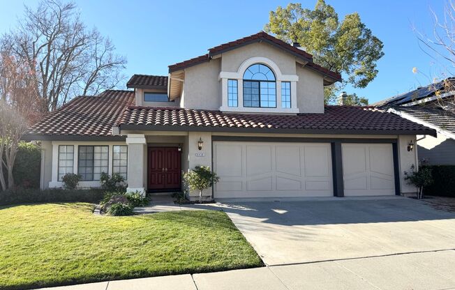 Perfect Shape Pleasanton Single Family Home in Ponderosa Nieghborhood