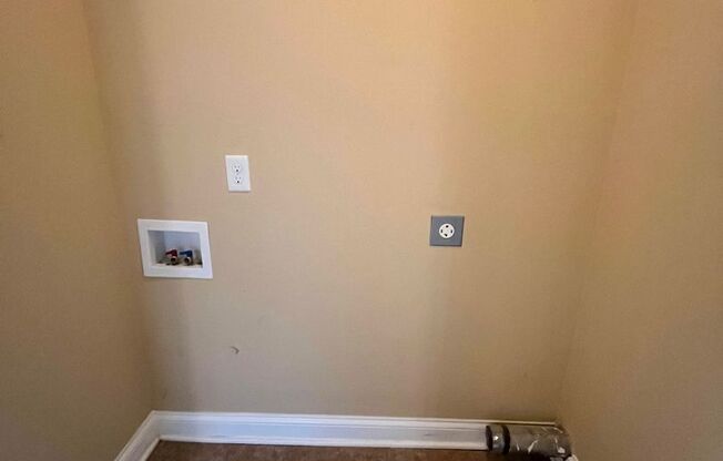 1 bed, 1 bath, 765 sqft, $795, Unit 04