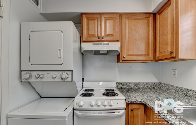 81 E WESLEY RD