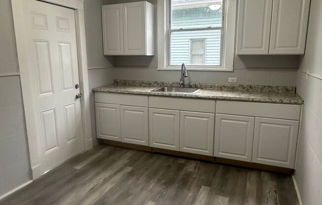 4bd Single Garfield Cash Pay