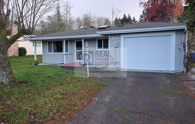 Wonderful 3 Bedroom, 1 Bath With Garage and Large Backyard!