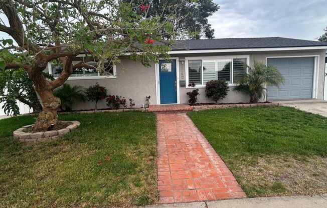 Beautiful 3 Bedroom/2 Bath Single Family Home in Clairemont Mesa! $4,395